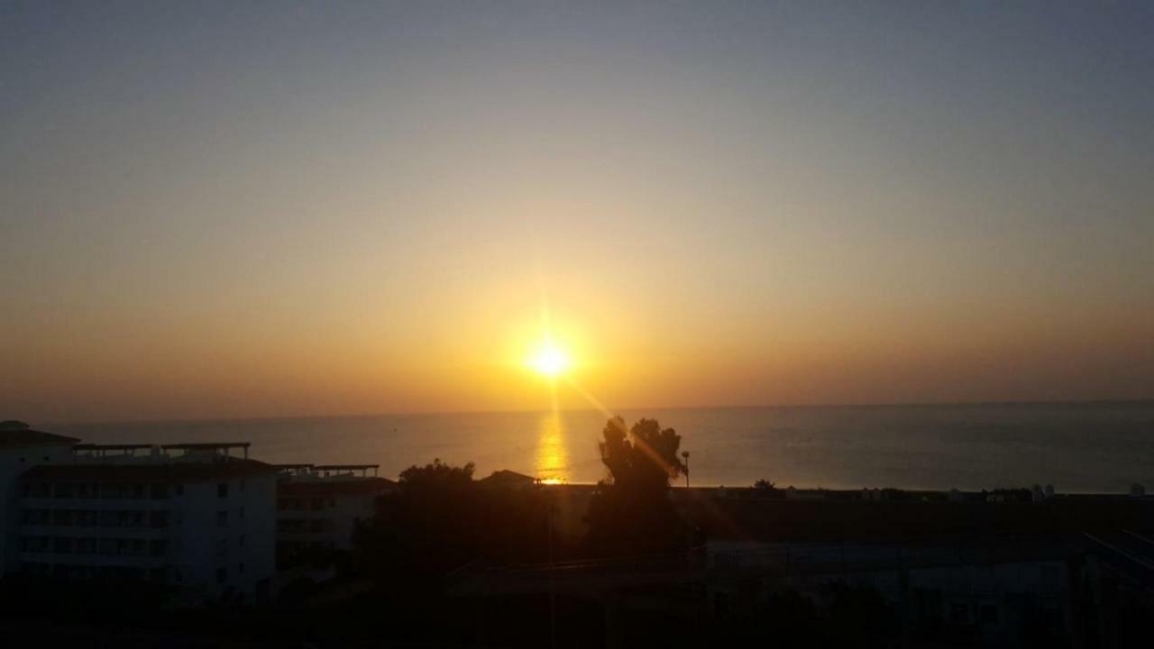 Manilva Playa Apartman Kültér fotó